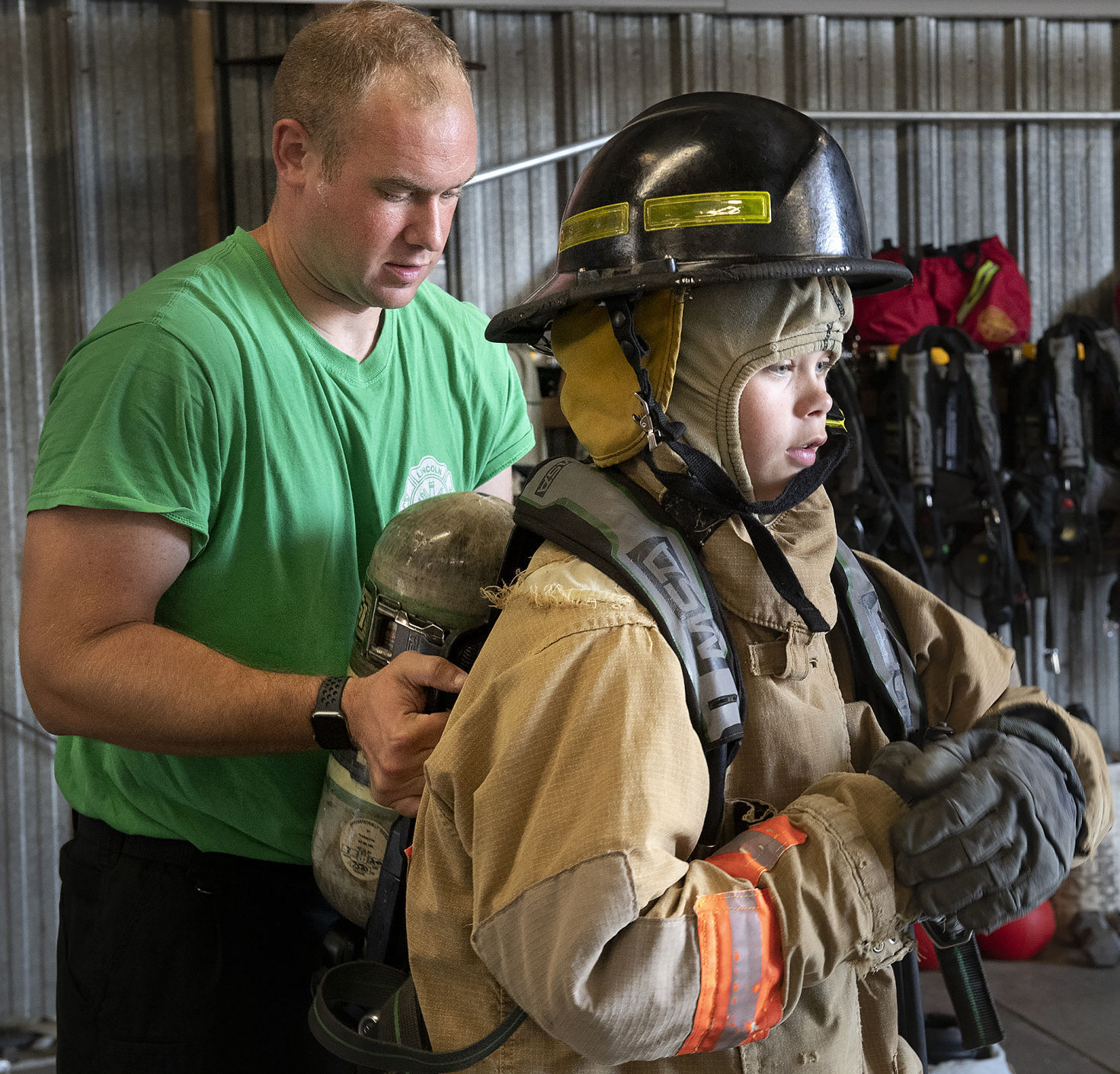 Alliance wrestling visits Lincoln Fire and Rescue
